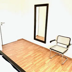 https://super-zentral-begehrte-wohnlage-parkplatz-vor-haus.com-bavaria.com